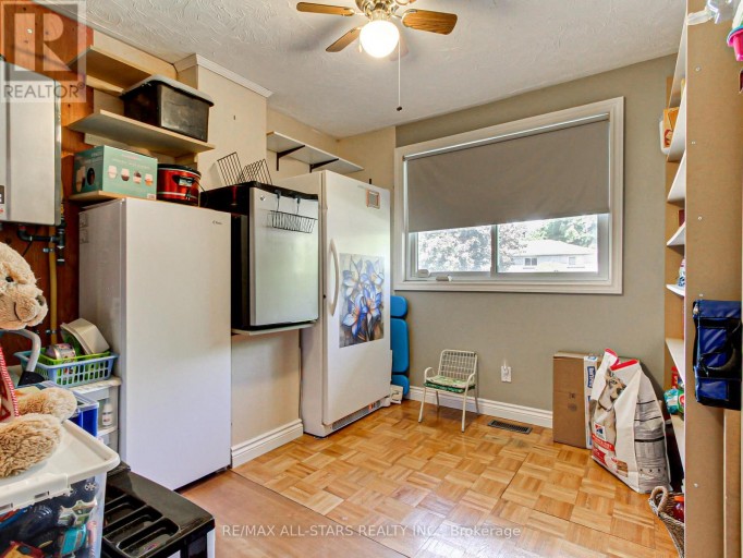 397 WINNIFRED DRIVE, Georgina (Keswick South), Ontario, L4P3B6