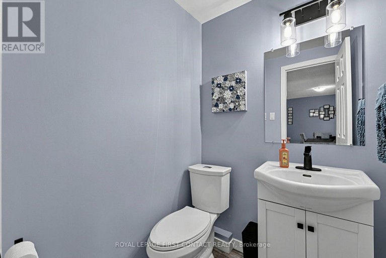8 - 233 INNISFIL STREET, Barrie (Allandale Centre), Ontario, L4N3E9