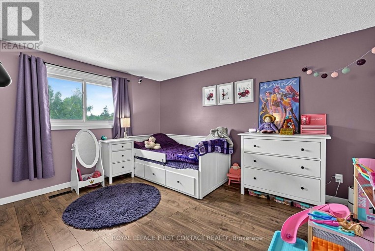 8 - 233 INNISFIL STREET, Barrie (Allandale Centre), Ontario, L4N3E9