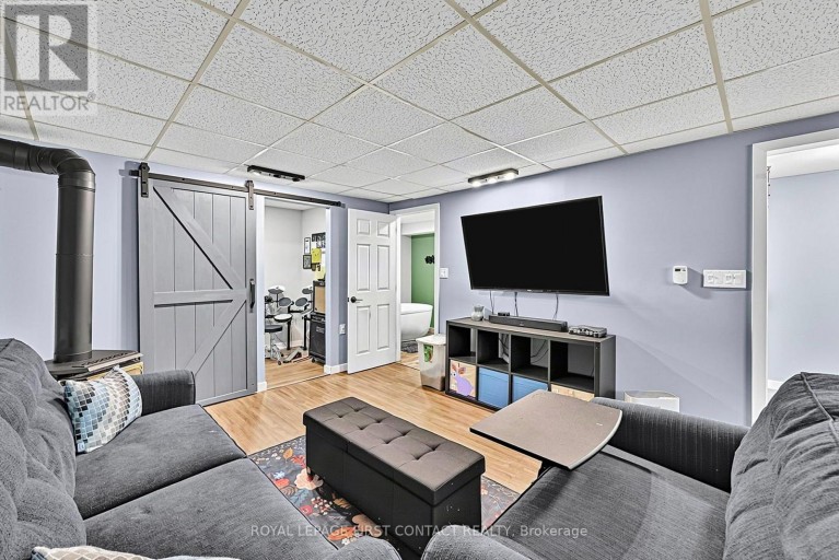 8 - 233 INNISFIL STREET, Barrie (Allandale Centre), Ontario, L4N3E9
