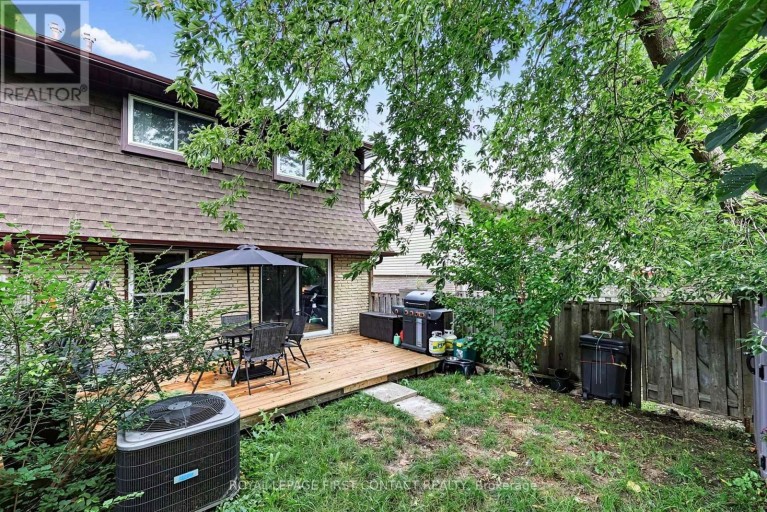 8 - 233 INNISFIL STREET, Barrie (Allandale Centre), Ontario, L4N3E9