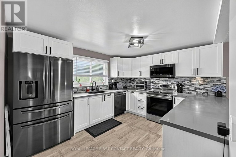8 - 233 INNISFIL STREET, Barrie (Allandale Centre), Ontario, L4N3E9