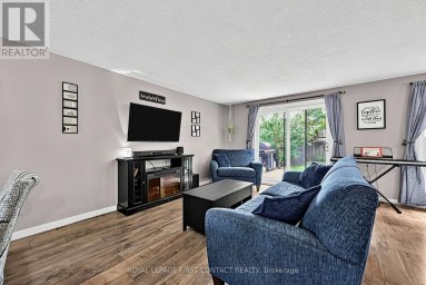 8 - 233 INNISFIL STREET Barrie (Allandale Centre) Ontario photo 9