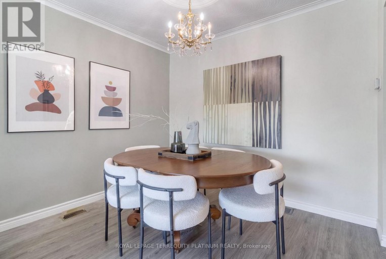 32 BUCKLAND ROAD, Toronto (Glenfield-Jane Heights), Ontario, M3L1W1