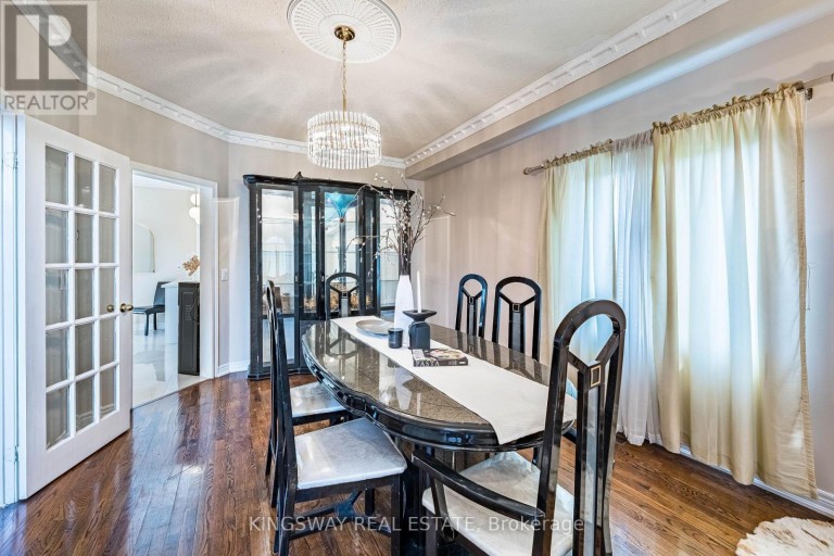 5969 RAYSHAW CRESCENT, Mississauga (Streetsville), Ontario, L5M2P1