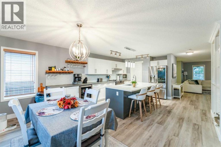 43 Elgin Drive SE, Calgary, Alberta, T2Z3Y7