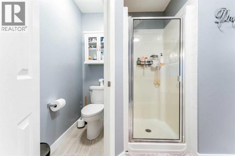 43 Elgin Drive SE, Calgary, Alberta, T2Z3Y7