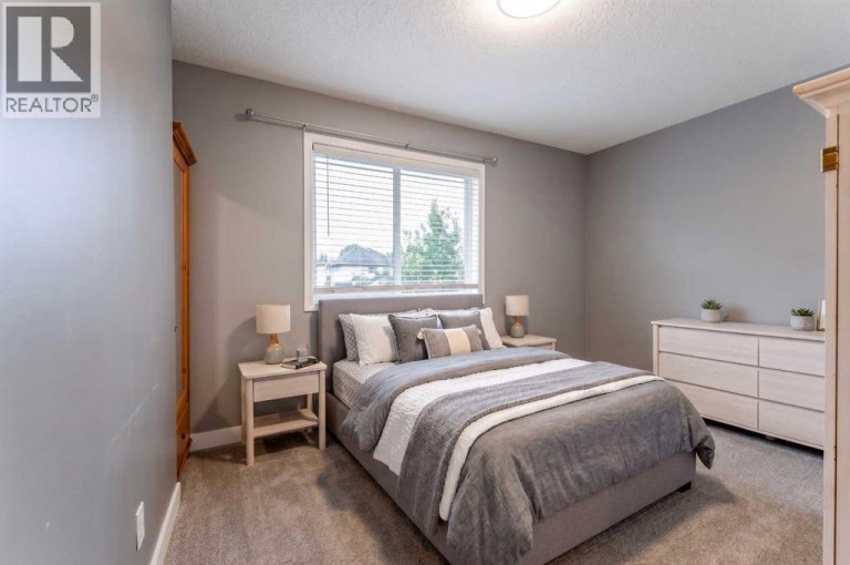 43 Elgin Drive SE, Calgary, Alberta, T2Z3Y7