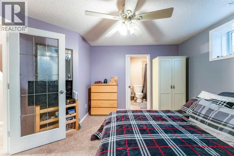 43 Elgin Drive SE, Calgary, Alberta, T2Z3Y7