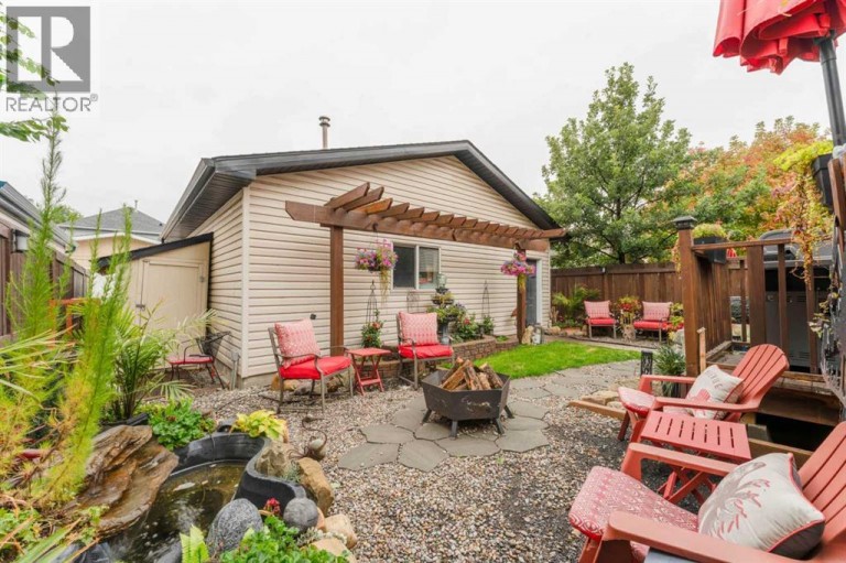 43 Elgin Drive SE, Calgary, Alberta, T2Z3Y7