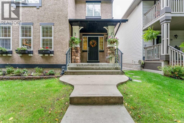 43 Elgin Drive SE, Calgary, Alberta, T2Z3Y7