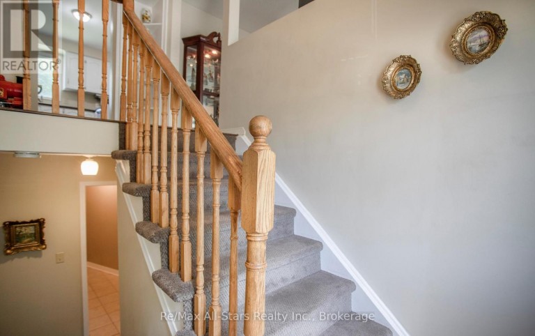 39 APPLEWOOD CRESCENT, Scugog (Port Perry), Ontario, L9L1G7