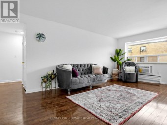 407 - 8 KINGSBRIDGE COURT Toronto (Westminster-Branson) Ontario photo 4
