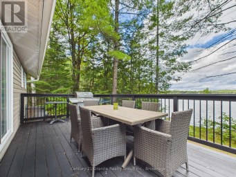1014 OPAL LANE Highlands East (Glamorgan) Ontario photo 2