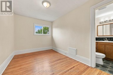 10 NORTHPORT STREET Prince Edward County (Sophiasburg Ward) Ontario photo 12