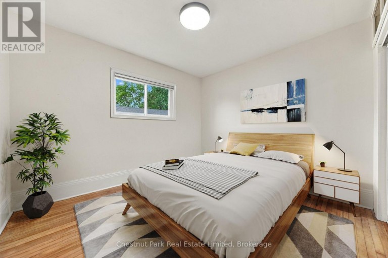 10 NORTHPORT STREET, Prince Edward County (Sophiasburg Ward), Ontario, K0K2T0