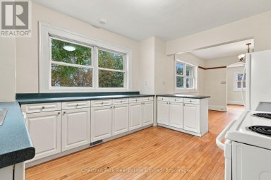 10 NORTHPORT STREET Prince Edward County (Sophiasburg Ward) Ontario photo 20