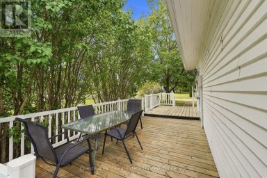 10 NORTHPORT STREET Prince Edward County (Sophiasburg Ward) Ontario photo 27