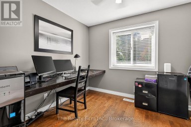 35 BEECH BOULEVARD Tillsonburg Ontario photo 16