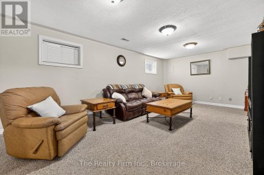 35 BEECH BOULEVARD Tillsonburg Ontario photo 18