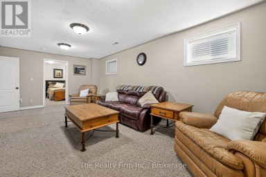 35 BEECH BOULEVARD Tillsonburg Ontario photo 20