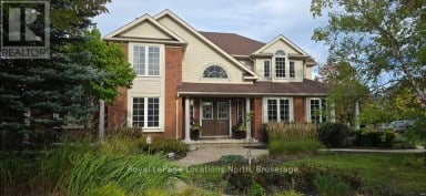 25 MARINA CRESCENT Collingwood Ontario photo 1