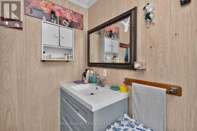 137 FOURTH STREET Midland Ontario photo 10