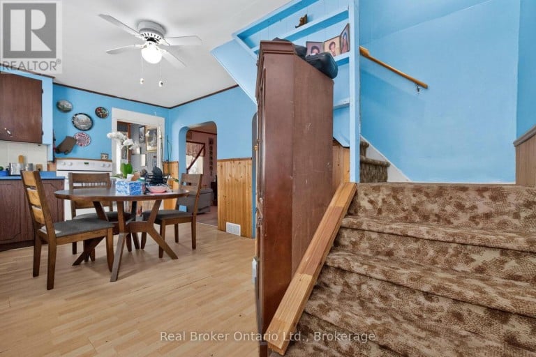 137 FOURTH STREET, Midland, Ontario, L4R3S9