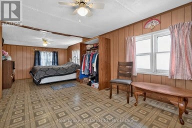 137 FOURTH STREET Midland Ontario photo 13