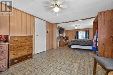 137 FOURTH STREET Midland Ontario photo 14