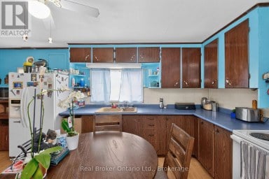 137 FOURTH STREET Midland Ontario photo 4