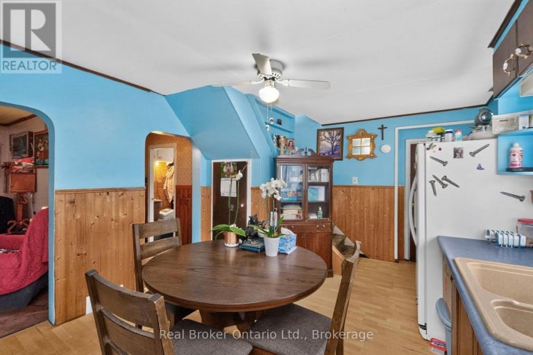 137 FOURTH STREET, Midland, Ontario, L4R3S9