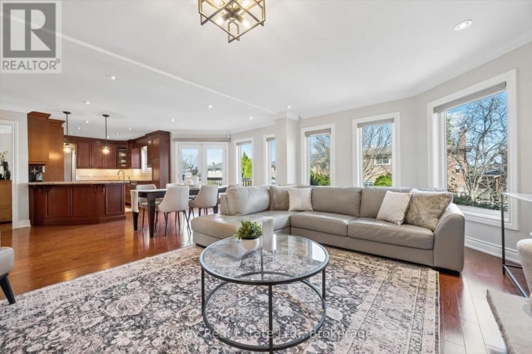 1217 SUGAR MAPLE COURT, Mississauga (Rathwood), Ontario, L4W4P6
