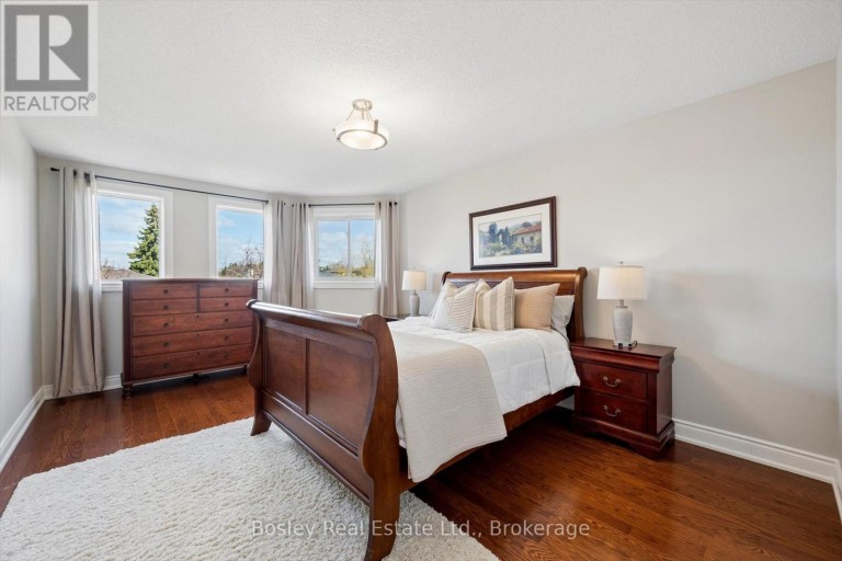 1217 SUGAR MAPLE COURT, Mississauga (Rathwood), Ontario, L4W4P6