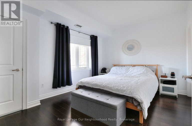 205 - 1 SIDNEY LANE, Clarington (Bowmanville), Ontario, L1C0C6