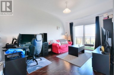 205 - 1 SIDNEY LANE Clarington (Bowmanville) Ontario photo 6