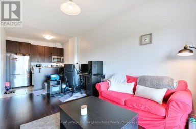 205 - 1 SIDNEY LANE Clarington (Bowmanville) Ontario photo 8