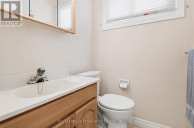 28 SHONIKER AVENUE Quinte West (Trenton Ward) Ontario photo 20