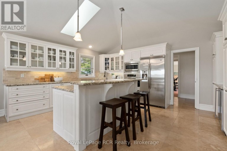 139 SOUTH SHORES ROAD, Grey Highlands, Ontario, N0C1E0