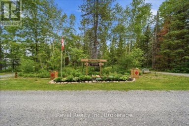 1100 MORNING GLORY DRIVE Highlands East (Glamorgan) Ontario photo 2