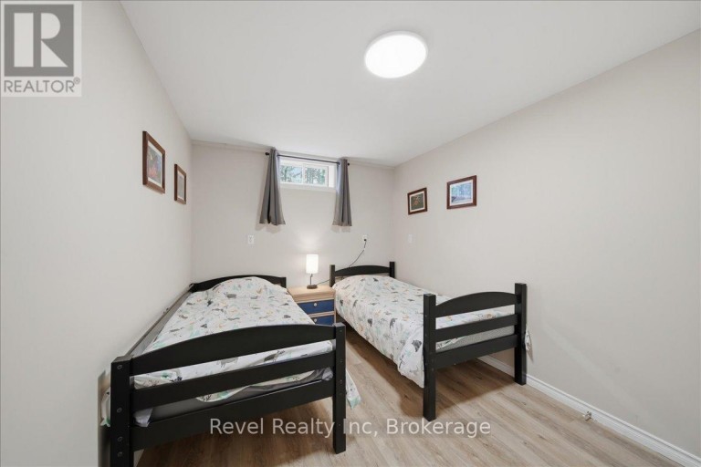 1100 MORNING GLORY DRIVE, Highlands East (Glamorgan), Ontario, K0M1R0