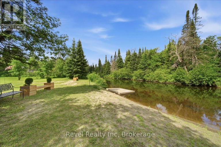 1100 MORNING GLORY DRIVE, Highlands East (Glamorgan), Ontario, K0M1R0