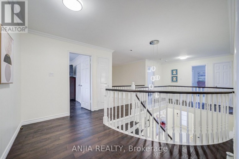 39 MILLCROFT WAY, Vaughan (Brownridge), Ontario, L4J6P2