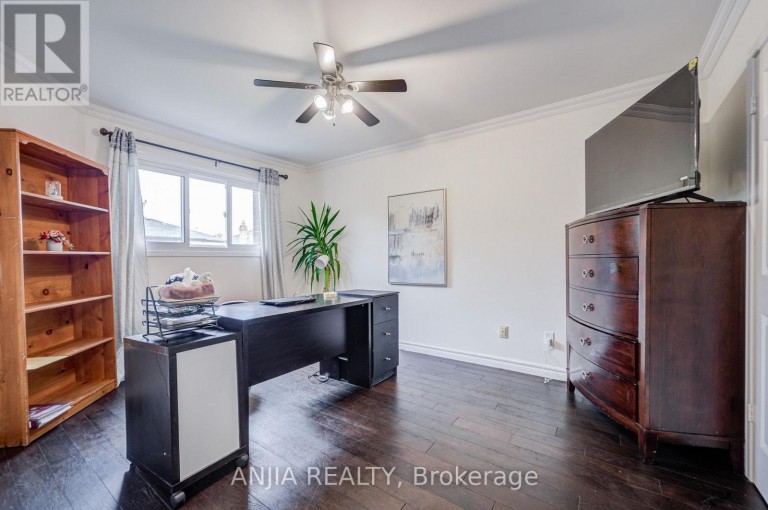 39 MILLCROFT WAY, Vaughan (Brownridge), Ontario, L4J6P2
