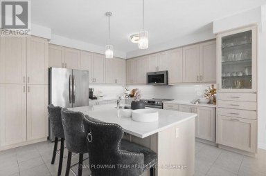 713 LATIMER WAY Peterborough (Monaghan Ward 2) Ontario photo 13
