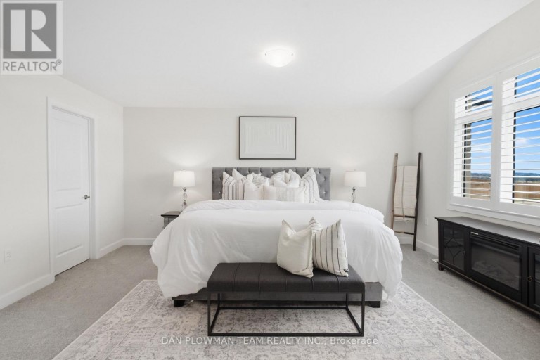 713 LATIMER WAY, Peterborough (Monaghan Ward 2), Ontario, K9K0H4
