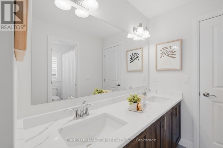 713 LATIMER WAY, Peterborough (Monaghan Ward 2), Ontario, K9K0H4
