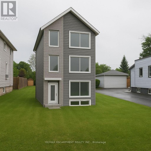 258 HELLEMS AVENUE, Welland (Welland Downtown), Ontario, L3B3B7