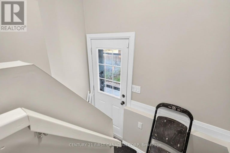 569 CHEAPSIDE STREET, London East (East B), Ontario, N5Y3X7