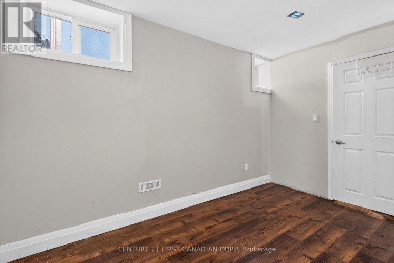 569 CHEAPSIDE STREET, London East (East B), Ontario, N5Y3X7